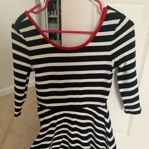 Express cotton dress